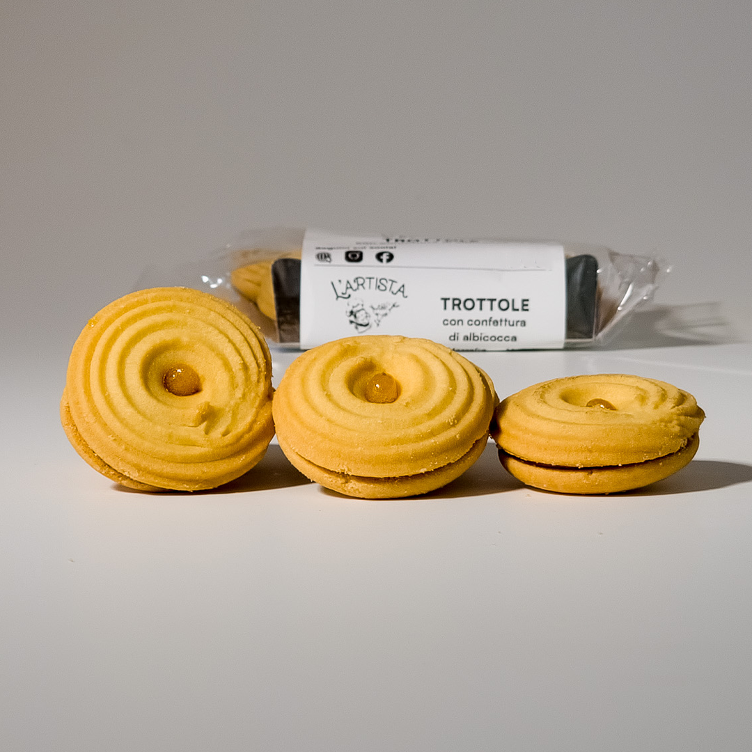 Trottole con confettura di albicocca